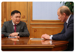 Prime Minister Vladimir Putin meeting with the Head of the Government of the Republic of Tuva, Sholban Kara-ool|19 february, 2009|14:00