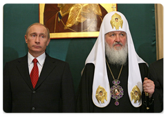 Prime Minister Vladimir Putin took part in an official reception devoted to the enthronement of Patriarch Kirill of Moscow and All Russia|2 february, 2009|19:00