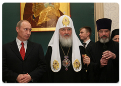 Prime Minister Vladimir Putin took part in an official reception devoted to the enthronement of Patriarch Kirill of Moscow and All Russia|2 february, 2009|19:00