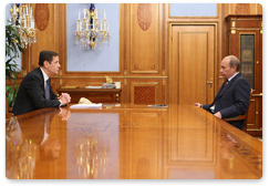 Prime Minister Vladimir Putin met with Deputy Prime Minister Alexander Zhukov