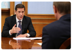 Prime Minister Vladimir Putin meeting with Deputy Prime Minister Alexander Zhukov|20 february, 2009|12:00