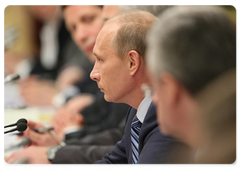 Prime Minister Vladimir Putin chairing a meeting of the Presidium of the Presidential Council for the Implementation of Priority National Projects and Demographic Policy|25 february, 2009|16:20