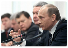 Prime Minister Vladimir Putin at the meeting with the leaders of the United Russia Party|27 february, 2009|14:00