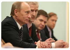 Prime Minister Vladimir Putin met with Siemens AG CEO Peter Loescher|3 february, 2009|18:00