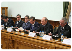 Prime Minister Vladimir Putin addressed a plenary meeting of intergovernmental Russian-Hungarian consultations|10 march, 2009|13:00