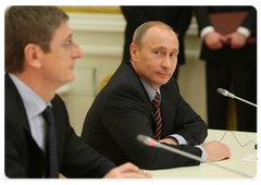 По итогам российско-венгерских межправительственных консультаций В.В.Путин и Ф.Дюрчань сделали совместное заявление для прессы|10 марта, 2009|12:00