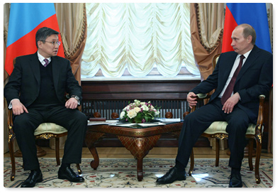 Prime Minister Vladimir Putin held talks with Mongolian Prime Minister Sanjaagiin Bayar