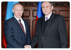 Prime Minister Vladimir Putin held talks with Mongolian Prime Minister Sanjaagiin Bayar|17 march, 2009|16:00