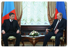 Prime Minister Vladimir Putin held talks with Mongolian Prime Minister Sanjaagiin Bayar|17 march, 2009|16:00