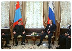 Prime Minister Vladimir Putin held talks with Mongolian Prime Minister Sanjaagiin Bayar|17 march, 2009|16:00