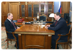 Prime Minister Vladimir Putin meeting with Kostroma Region Governor Igor Slyunyayev|17 march, 2009|20:09