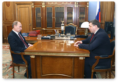 Prime Minister Vladimir Putin met with Kostroma Region Governor Igor Slyunyayev