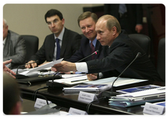 Prime Minister Vladimir Putin holds a meeting on the development of production and testing equipment at the Khrunichev State Research and Production Space Centre|18 march, 2009|17:13