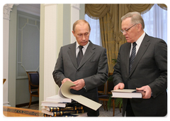 Vladimir Putin had a meeting with the President of the Russian Academy of Sciences, Yuri Osipov|2 march, 2009|15:00