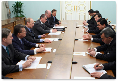 Prime Minister Vladimir Putin met with Turkmen President Gurbanguly Berdimuhamedov