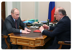 Prime Minister Vladimir Putin held a meeting with CPRF leader Gennady Zyuganov|27 march, 2009|14:29