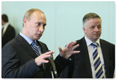 Prime Minister Vladimir Putin visited the Moscow Institute of Physics and Technology and had television linkups with its branches in Korolev, Moscow Region, and in Kiev