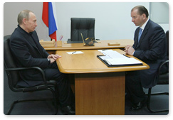 В.В.Путин провел рабочую встречу с губернатором Самарской области В.В.Артяковым