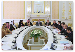 Prime Minister Vladimir Putin meets Mohammed Al Maktoum, the Prime Minister of the United Arab Emirates