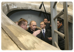 Prime Minister Vladimir Putin visiting the ZiO-Podolsk Machine-Building Plant in Moscow Region|4 march, 2009|14:00