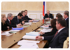 Prime Minister Vladimir Putin holding a meeting of the Government Presidium|5 march, 2009|17:00