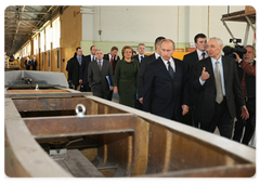Prime Minister Vladimir Putin on a visit to the Academician Krylov Central Research Institute that specializes in shipbuilding|6 march, 2009|16:56