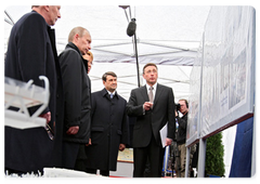 В.В.Путин ознакомился со строительством участка Западного скоростного диаметра|14 апреля, 2009|16:37