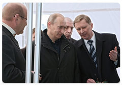 Prime Minister Vladimir Putin inspected the construction of the Western High-Speed Diameter motorway, the largest infrastructure project in St Petersburg|14 april, 2009|16:37