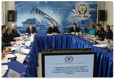Prime Minister Vladimir Putin chaired a meeting in St Petersburg on the programme of transport infrastructure development in 2009 and on anti-crisis measures in the transport sector