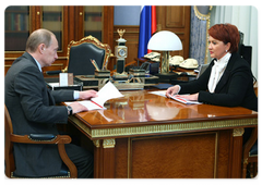 Prime Minister Vladimir Putin held a meeting with Agriculture Minister Yelena Skrynnik|17 april, 2009|12:23