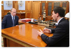 Prime Minister Vladimir Putin met with Telecommunications and Mass Communications Minister Igor Shchegolev