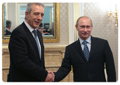 Prime Minister Vladimir Putin met with Stanislaw Tillich, Minister-President of Saxony, Germany|21 april, 2009|15:10