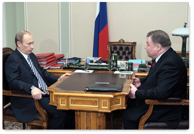 Prime Minister Vladimir Putin met with Orel Region Governor Alexander Kozlov