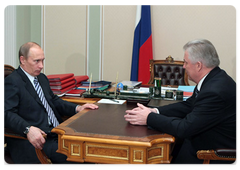 Prime Minister Vladimir Putin met with President of the Republic of Buryatia Vyacheslav Nagovitsyn|24 april, 2009|12:00