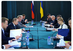 Prime Minister Vladimir Putin met with Ukrainian Prime Minister Yulia Tymoshenko during a meeting of the Committee on Economic Cooperation of the Russian-Ukrainian Interstate Commission