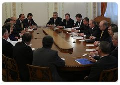 Prime Minister Vladimir Putin during a meeting with Chilean President Michelle Bachelet.|3 april, 2009|14:42