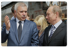 Prime Minister Vladimir Putin visiting the Astrakhan Shipbuilding Production Association|30 april, 2009|17:48