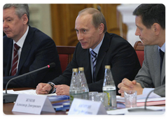 Prime Minister Vladimir Putin conducts extended meeting of the Council on Developing Local Self-Government|30 april, 2009|17:48