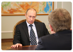 Vladimir Putin at the working meeting with Deputy Prime Minister and Minister of Finance Alexey Kudrin|4 april, 2009|12:00