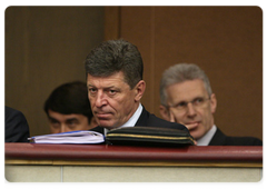 Dmitry Kozak during the State Duma meeting at which Prime Minister Vladimir Putin made an annual Government report|6 april, 2009|13:37