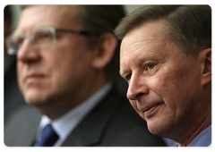 Alexei Kudrin and Sergei Ivanov during the State Duma meeting at which Prime Minister Vladimir Putin made an annual Government report|6 april, 2009|13:37