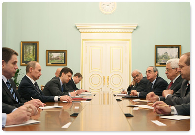 Prime Minister Vladimir Putin met with President Mahmoud Abbas of the Palestinian National Authority