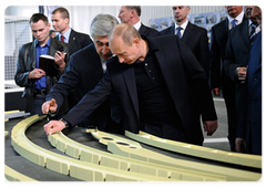 Prime Minister Vladimir Putin visiting the Yury Gagarin Komsomolsk-on-Amur Aircraft Production Association (KNAAPO)|11 may, 2009|12:16