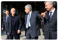 Prime Minister Vladimir Putin visiting the Yury Gagarin Komsomolsk-on-Amur Aircraft Production Association (KNAAPO)|11 may, 2009|12:16