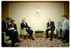 Prime Minister Vladimir Putin met with former Japanese Prime Minister Junichiro Koizumi