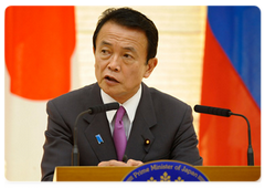 Prime Minister of Japan Taro Aso at a joint press conference with Prime Minister Vladimir Putin|12 may, 2009|12:00