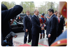 Председатель Правительства Российской Федерации В.В.Путин встретился с Премьер-министром Монголии Санжагийном Баяром|13 мая, 2009|12:10