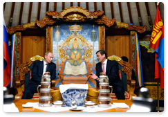 В.В.Путин встретился с Президентом Монголии Н.Энхбаяром