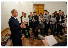 Prime Minister Vladimir Putin answered journalists' questions at the end of his visit to Mongolia|13 may, 2009|12:10