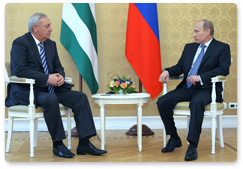 Prime Minister Vladimir Putin met with President of the Republic of Abkhazia, Sergei Bagapsh